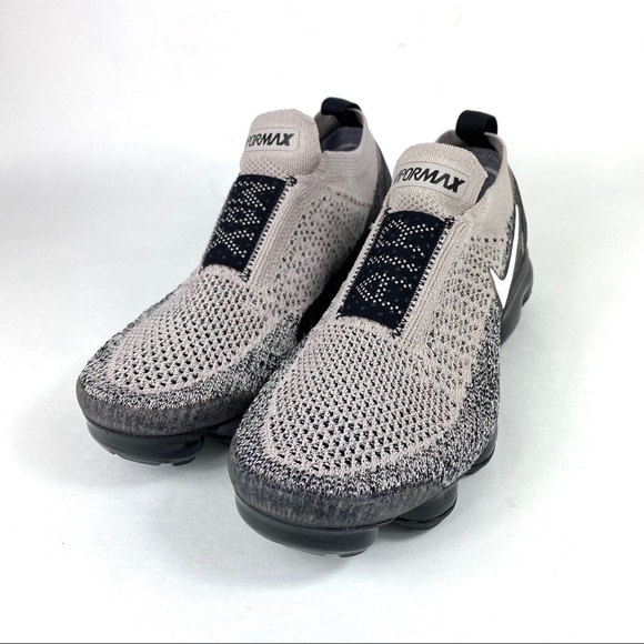 Nike Air Vapormax Flyknit Moc 2 Shoes Size 8 - Picture 3 of 9